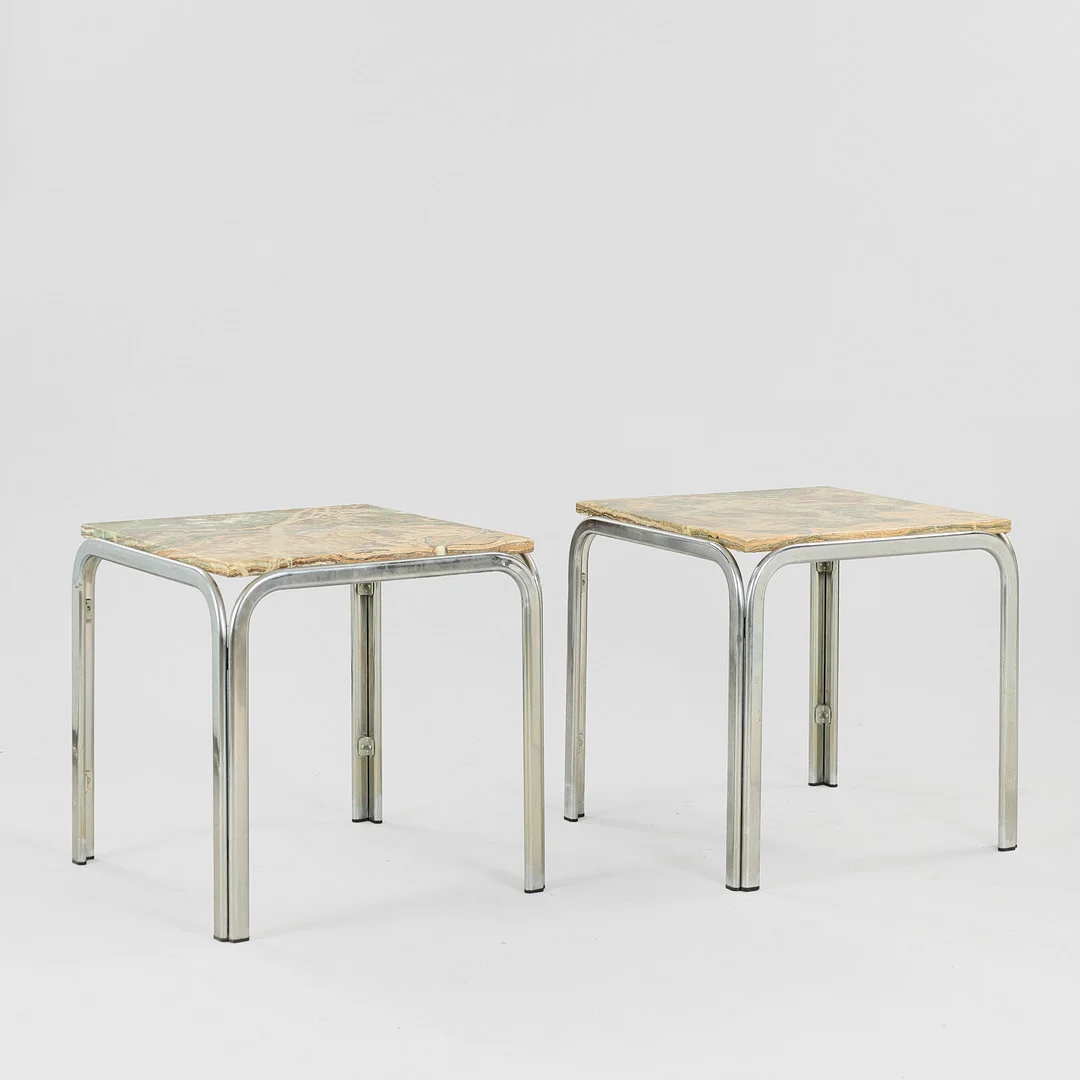 Par lampeborde af stål med marmorplader, 1970'erne (2). — Coffee Tables — Palsgaard Kunstauktioner