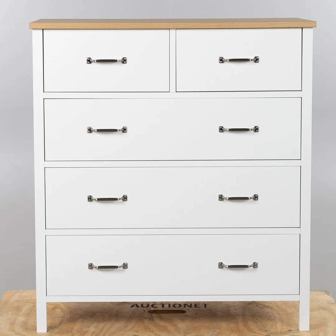 MARTINA ELGEMARK. Byrå "Emmaboda", 5 lådor, för Mavis, samtida. — Chests of drawers — Stockholms Auktionsverk Helsingborg