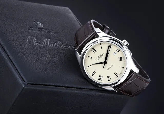 Ole Mathiesen. '1919 Heritage' automatic herrearmbåndsur