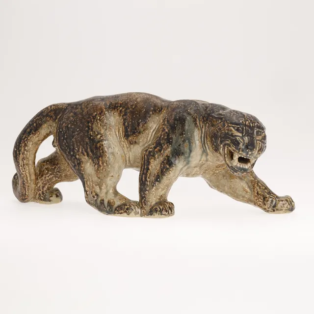 KNUD KYHN. Stående panther, stor skulptur, Royal Copenhagen, stentøj, sung glasur, 1932, Danmark.
