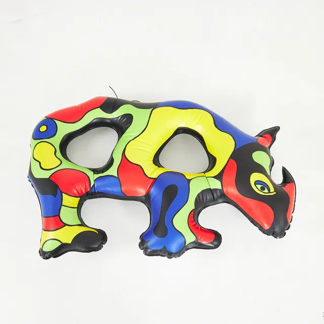 NIKI DE SAINT PHALLE (1930-2002). Uppblåsbar figur, i form av noshörning, Flammarion, daterad 1999.