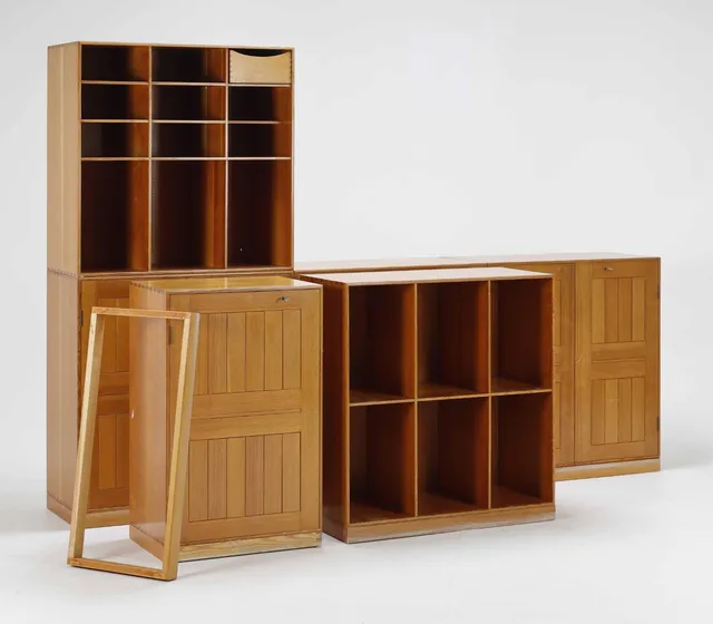 Mogens Koch (1888-1992) for Rud Rasmussen: Four cupboards and two deep bookcases of solid Oregon pine (6+3)