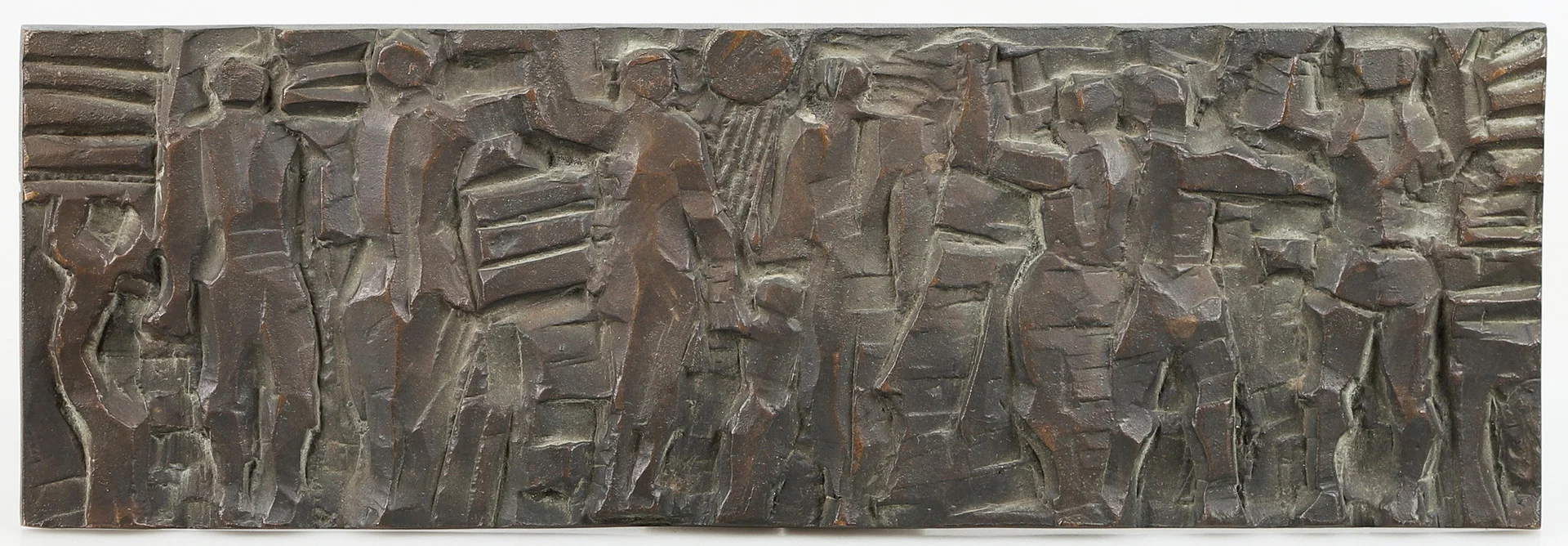 OIDENTIFIERAD KONSTNÄR. Väggrelief, grönpatinerad brons, otydligt signerad och daterad -65. — Pewter, Brass & Copper — Garpenhus Auktioner
