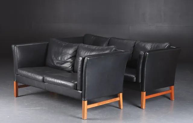 Skipper Furniture. Sofasæt. 2- og 3-personers sofa, sort læder (2)