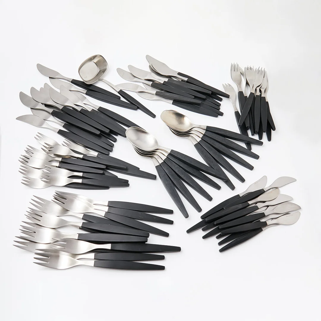 FOLKE ARSTRÖM. besticksuppsättning, 82 dlr, Gense "Focus de Luxe" edition 2013, rostfritt stål samt plast, samtida tillverkning, delvis i emballage. — Other metals — Stockholms Auktionsverk Sickla