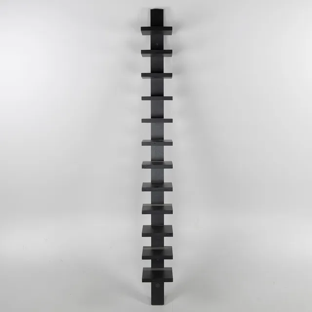 JOHN KANDELL. Vägghylla, ”Pilaster”, Källemo.