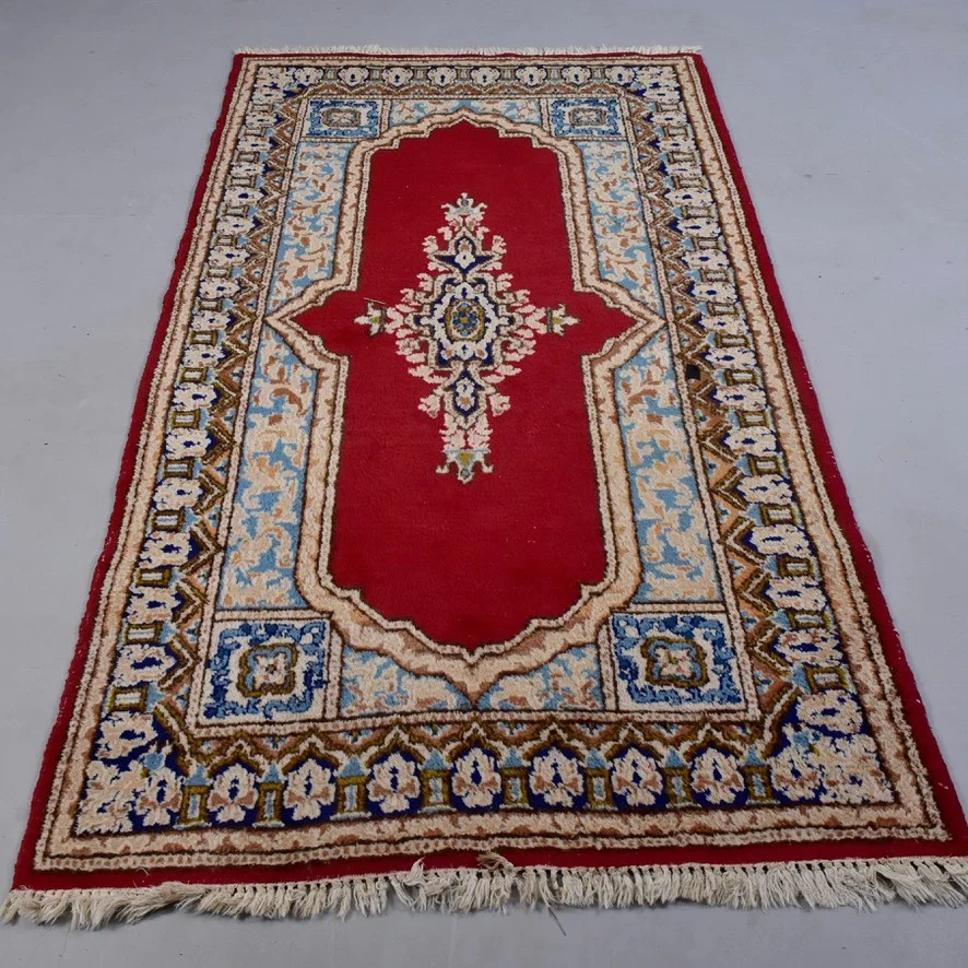 MATTA, old Kirman. — Persian Carpets & Textiles — Halmstads Auktionskammare