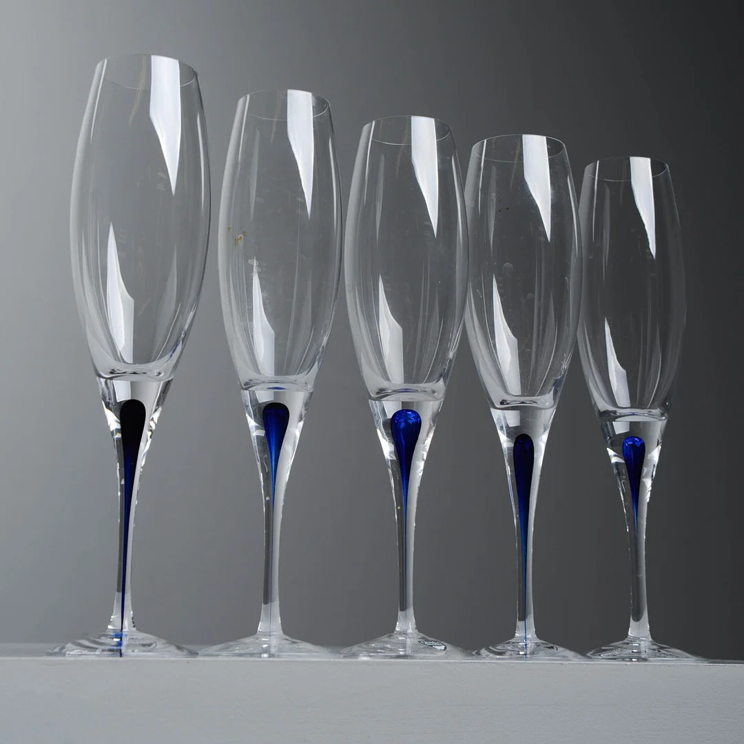 ERIKA LAGERBIELKE. Champagnestrutar, 5 st, "Intermezzo", Orrefors. — Utility glass — Formstad Auktioner