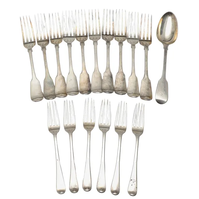 MIXED SILVER FLATWARE.