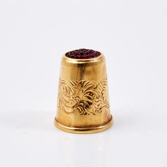 FINGERBORG, 18 k guld.