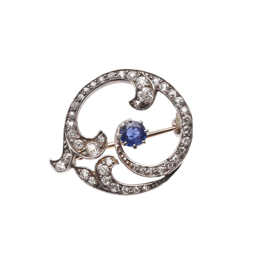 AN EARLY 20TH CENTURY FRENCH SAPPHIRE AND DIAMOND BROOCH. — Brooches & Pendants — Lawrences Auctioneers