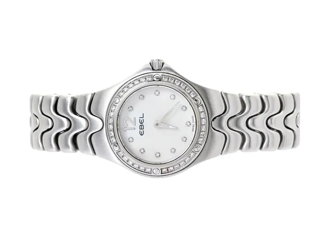 EBEL, Sport Wave, Cal 956, Serie nr. A002996, Ref nr. 9956K24/9811, Boett nr. E9956K24, damur, 28 mm, stål, quartz, safirglas, pärlemorurtavla med diamanter (11 st. 8/8), briljantkrans (36 st. TW/VVS, ca 0,40 ctv), integrerad originallänk, viklås, Ref nr. 11K2/K10J, cert, maj 2006.