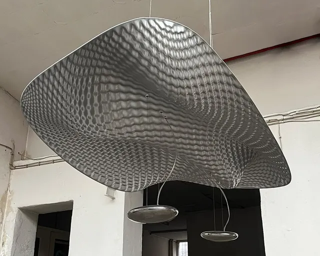 ROSS LOVEGROVE. Artemide, XXl Pendelleuchte Modell Cosmic Angel (63-2).