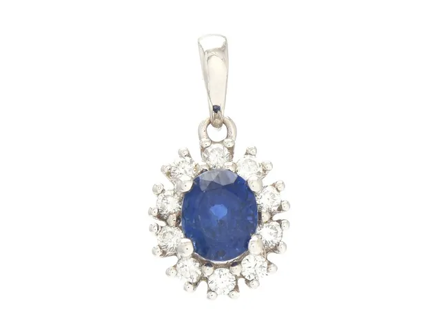 CARMOSÈHÄNGE, 18K vitguld, blå safir, briljantslipade diamanter 0,16 ctv, ca TW/VS, mått 8x15 mm, vikt 1,2 g.