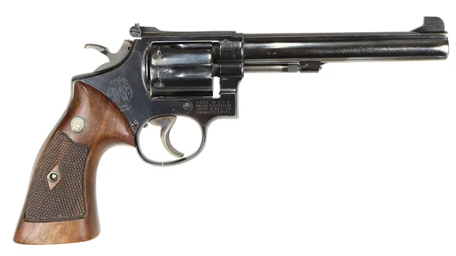 REVOLVER, fabrikat Smith & Wesson, modell K38, kaliber .38 Special, tillv.nr K320721.
