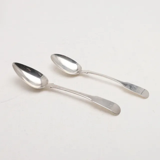 A SCOTTISH PROVINCIAL FIDDLE TABLESPOON.