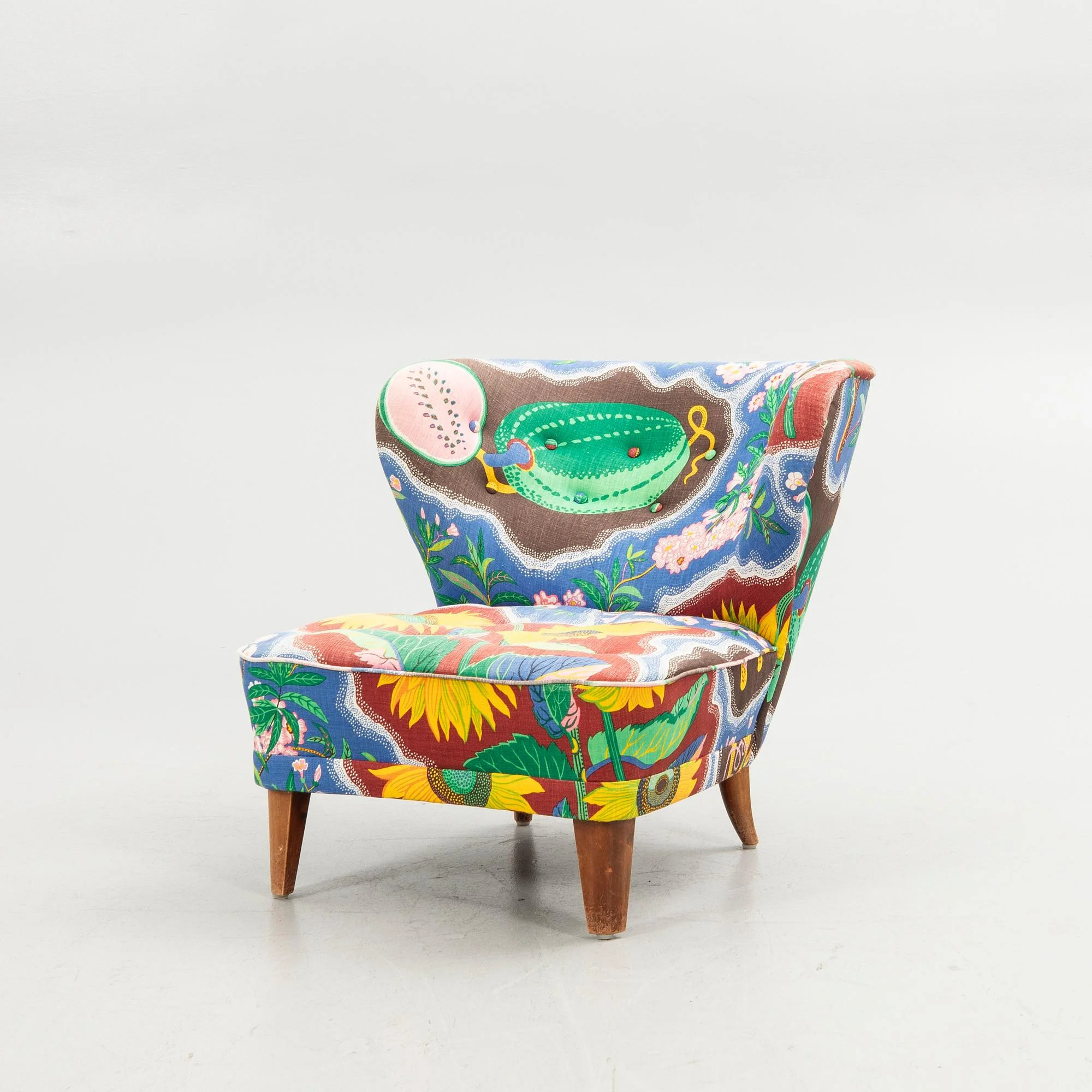 Gösta Jonsson, tillskriven, fåtölj, "Swedish Modern”, 1940/50-tal. — Möbler/Fåtöljer & Soffor — Bukowskis