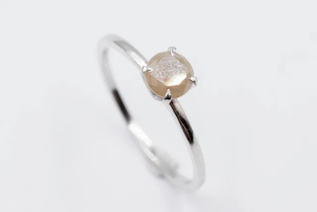 Solitaire ring, ring size 17.5/55