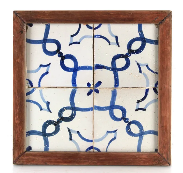 PLAFÓN DE MUESTRA, cuatro azulejos, primer tercio siglo XX.
