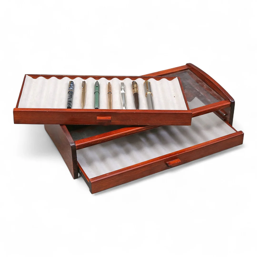 Fountain pens, a pen and a pencil in a box, second half of the 20th Century. — Pens — Balclis