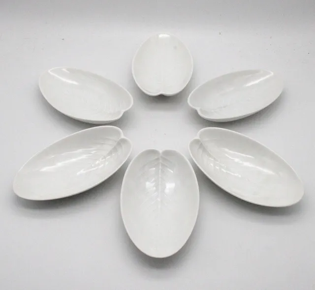 ROSENTHAL STUDIO-LINIE – 6-TEILIGES SET VON BLATTFÖRMIGEN PORZELLANSCHÄLCHEN, 20. JAHRHUNDERT.