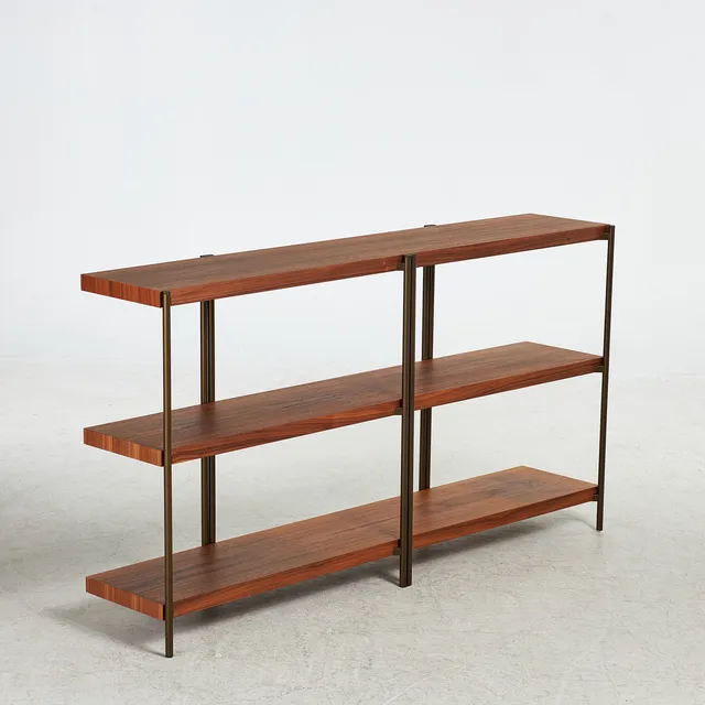 KONSTANTIN GRCIC. HYLLA, "Zigzag", för Driad, Samtida, valnöt och stål.