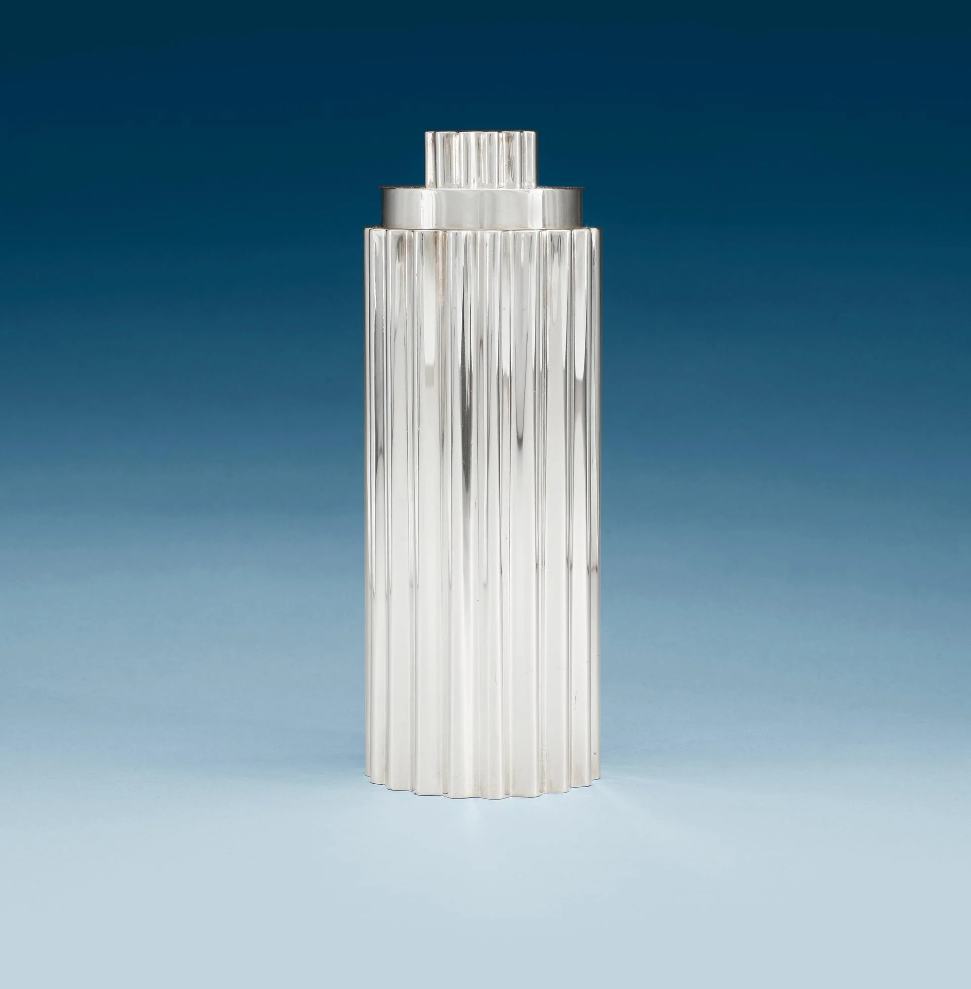 KAY FISKER, cocktailshaker, A. Michelsen, Köpenhamn 1947, sterling, — Bukowskis