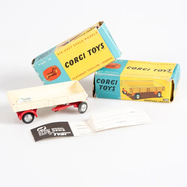 CORGI. dropside trailer två stycken, originalkartong.