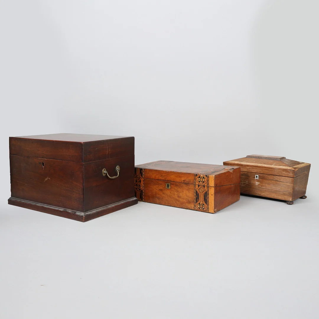 A GEORGE III ROSEWOOD TEA CADDY TOGETHER WITH TWO OTHERS (3). — Other collectables — Bishop & Miller