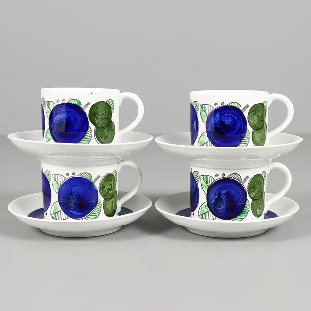 HERTHA BENGTSON. "Filippa" 4 stycken kaffekoppar med fat, Rörstrand.