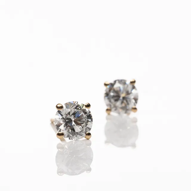 ÖRHÄNGEN, 14K guld, Briljanter 2,25 ct.