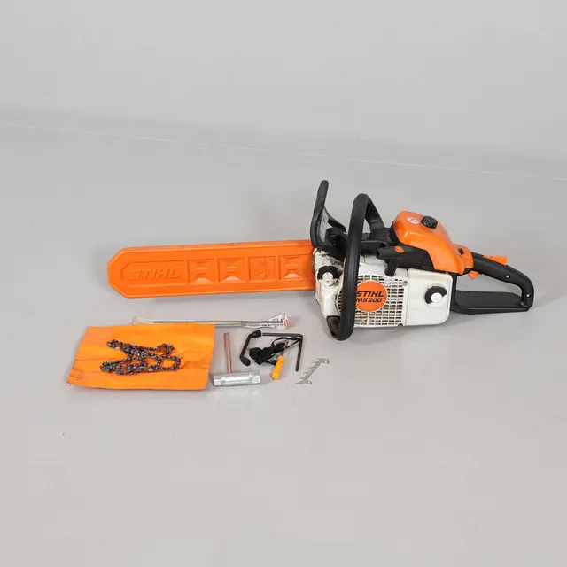MOTORSÅG, Stihl MS 200.