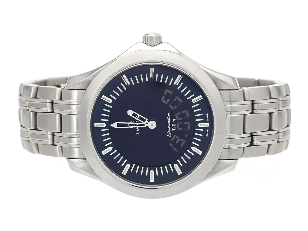 OMEGA, Seamaster, 120 m, Multifunction, Serie nr. 57310038, PIC nr. 2521.81.00, Ref nr. ST 386.1501, Boett nr. 186.1502/386.150, herrur, 38,5 mm, analog/digital, stål, quartz, safirglas, ej signerat urverk, originallänk, viklås, Ref nr. 1501/823, cert, mars 2001, box (skadad), ytterkartong. — Klockor/Omega — Kaplans