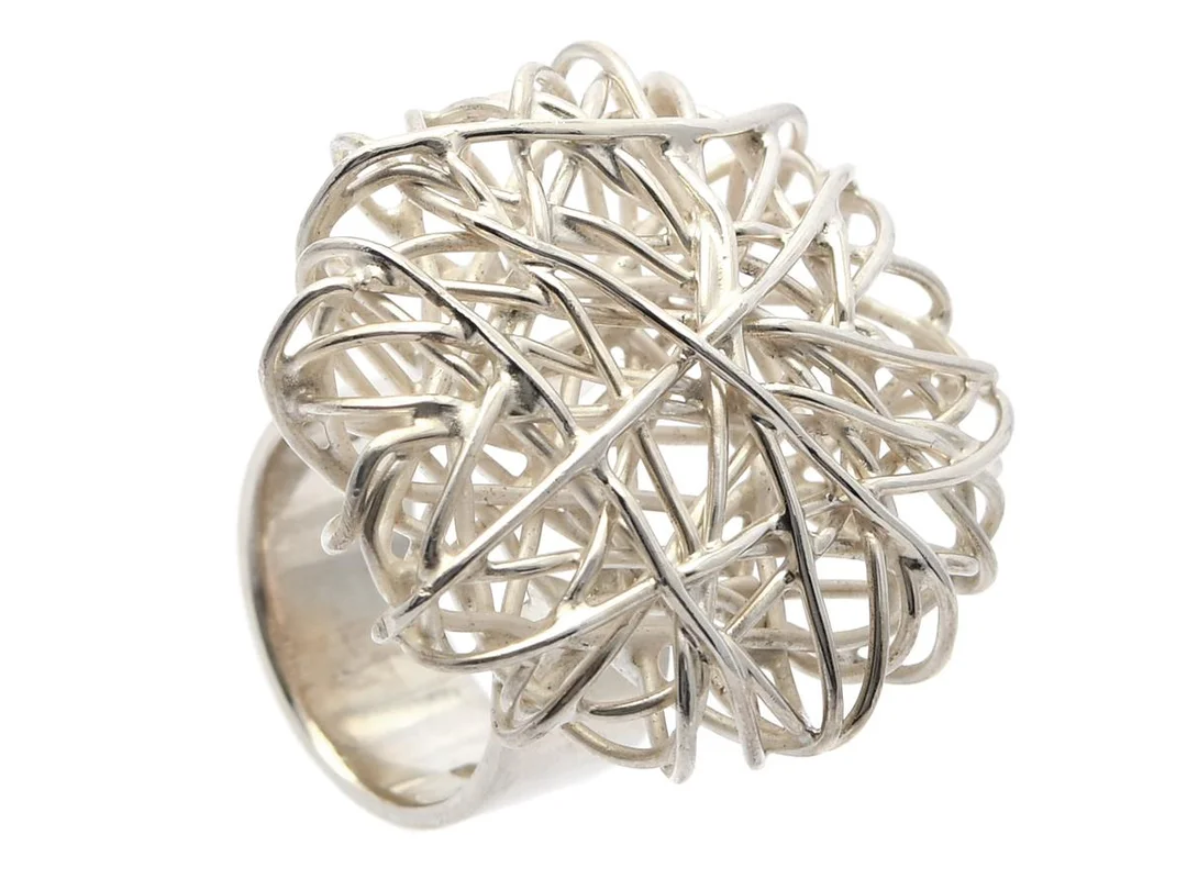 RING, sterlingsilver, organisk form, A. Högbergs eftr. Silvermedjan Anette & Marie, Göteborg 2007, stl 16,5 mm, ask. — Smycken/Ring — Kaplans