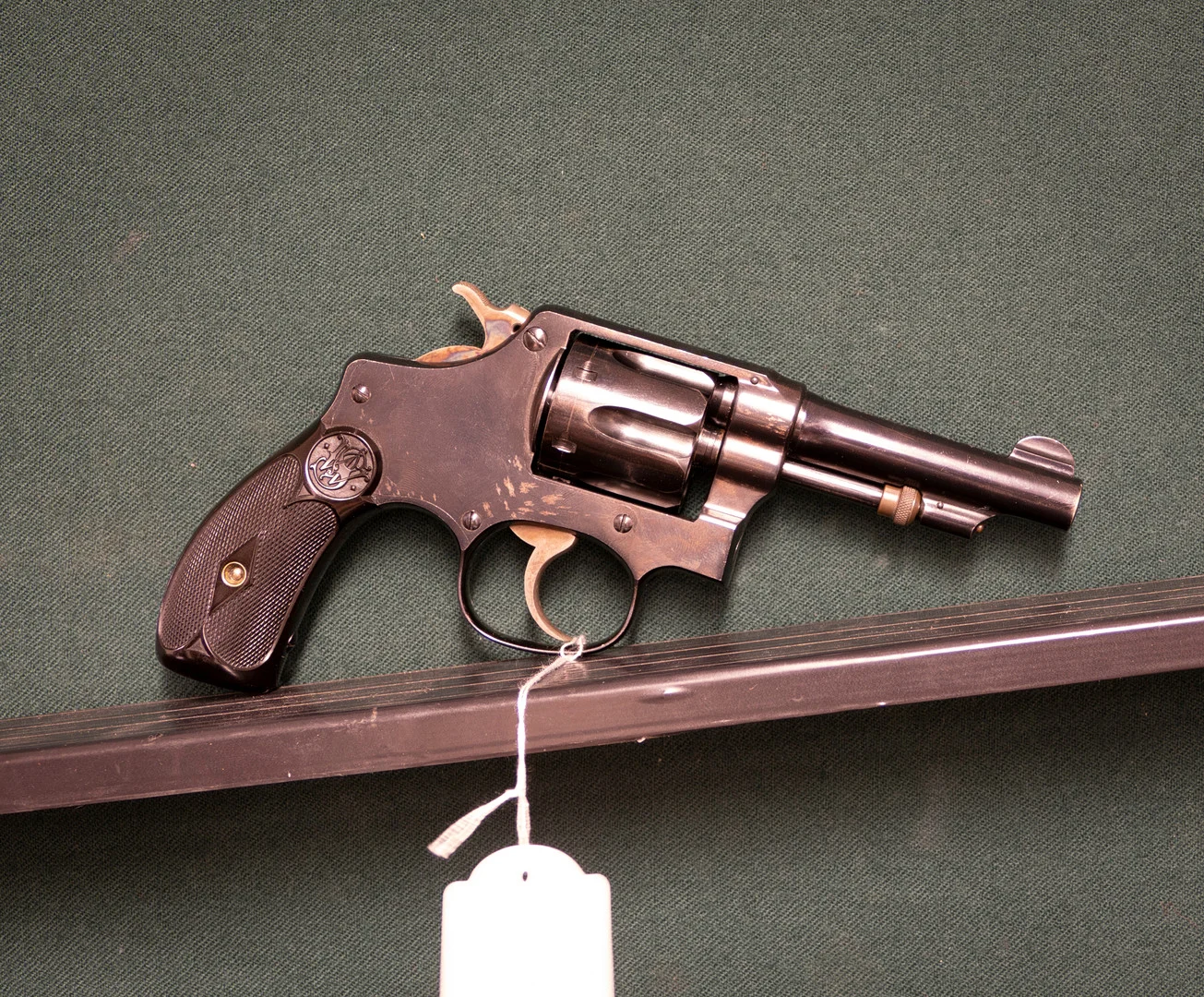 Smith & Wesson kal 32. Tillv.nr. 142157. — Revolvers — Mauritz Widforss