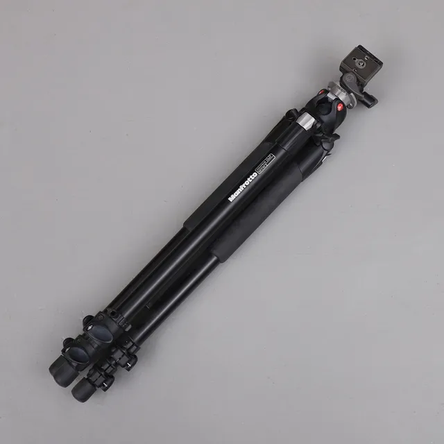 STATIV, Manfrotto, Italien.
