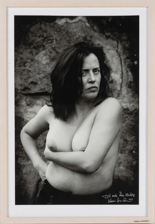 SANNA SJÖSWÄRD. Amanda Ooms, pigment print.