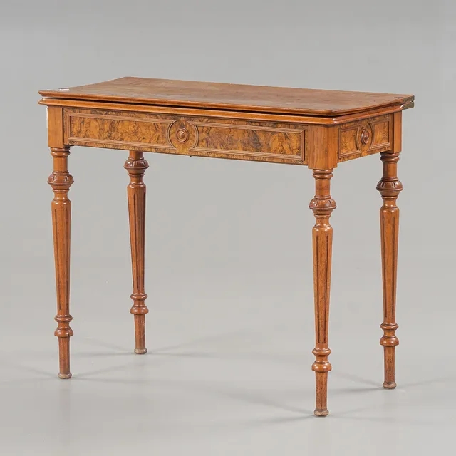 SPELBORD Nyrenässans, 18/1900-tal.