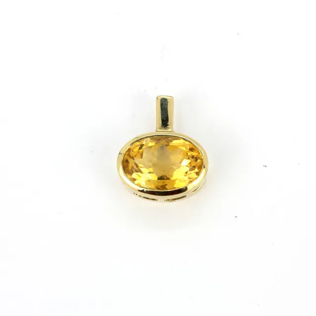 CITRINE 9CT GOLD PENDANT.