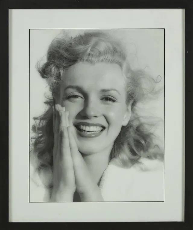 ANDRÉ DE DIENES. Marlyn Monroe, fine art print, stämpelmärkt a tergo och numrerad 135/200, daterad 5/16-2006.
