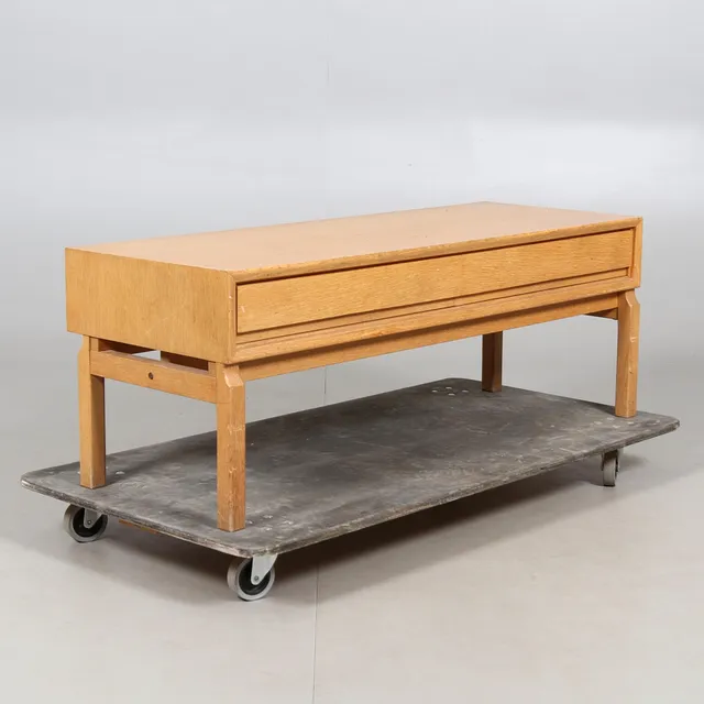 MARIAN GRABINSKI. Bänk, ek, MTP-serien, IKEA, 1960-tal.