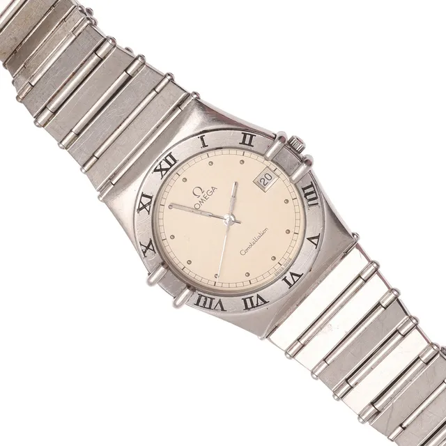 A STAINLESS STEEL CONSTELLATION WRISTWATCH BY OMEGA.