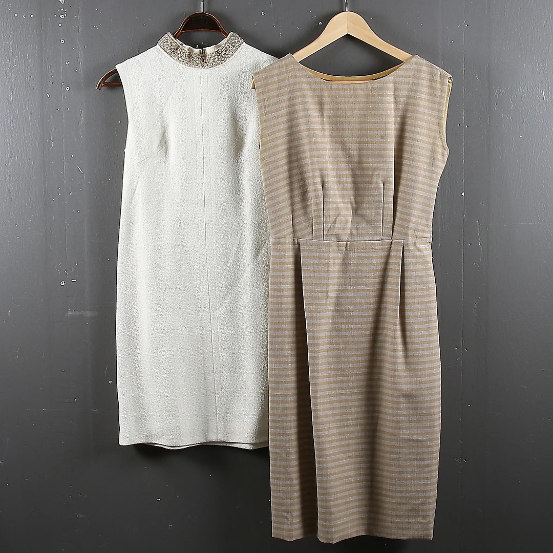 KLÄNNINGAR, 2 st, bl.a. ull, 1960-tal. Strl.ca 38. — Vintage & Designer Fashion — Stadsauktion Sundsvall