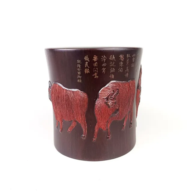 CHINESE CARVED HARDWOOD BRUSH POT.