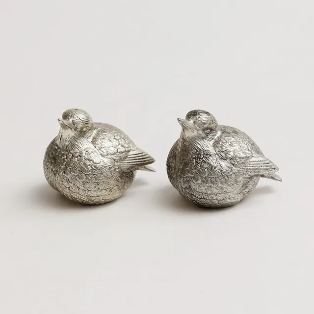 SALT och PEPPARKAR, nysilver, fåglar, 1900-tal.