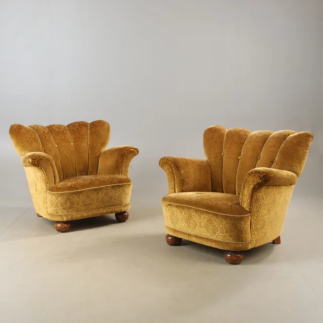 FÅTÖLJER, 1 par, plyschklädsel, Swedish modern, 1930/40-tal.