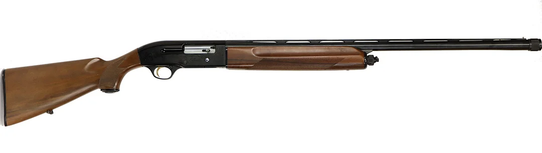 HAGEL, fabrikat Beretta, modell A302, kaliber 12/70, tillv.nr E12213E. — Shotguns — Walter Borg