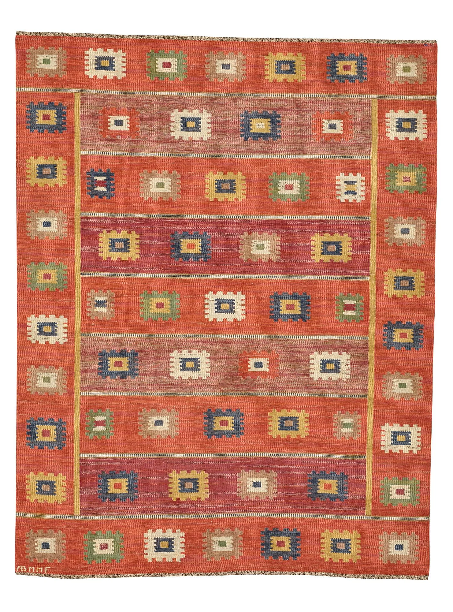Märta Måås-Fjetterström, Matta, "Röd grön äng", rölakan, ca 259,5 x 200-201 cm, signerad AB MMF. — Bukowskis