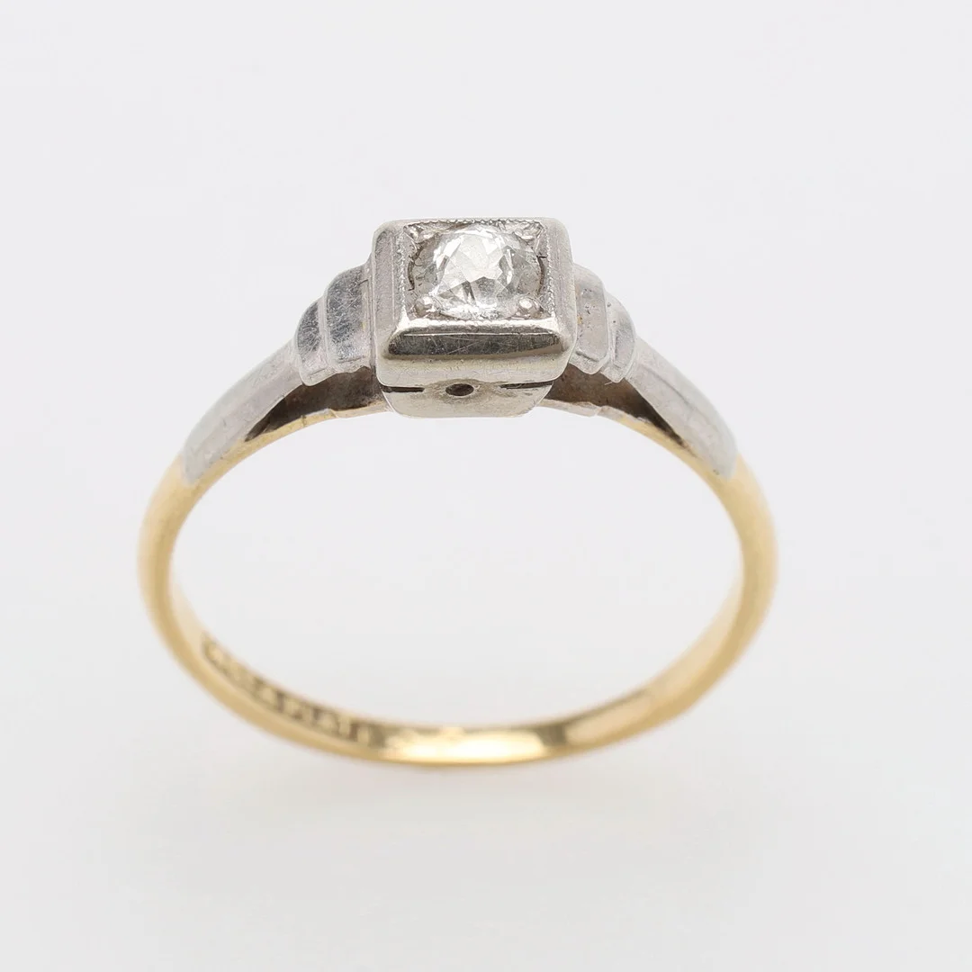 RING, 18K GULD, PLATINA & GAMMALSLIPAD DIAMANT, 2,2 GRAM. — Rings — Crafoord Auktioner Lund