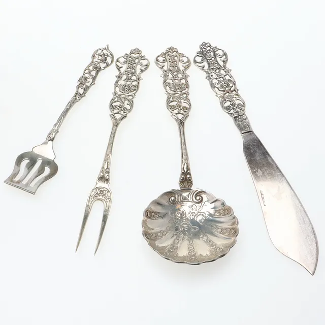 SERVERINGSBESTICK, 4 st, silver, skaft med genombruten dekor, GEWE.